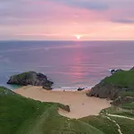 Holiday home Shoreline