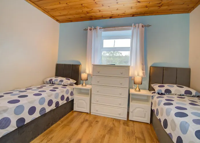 Shoreline Holiday home *